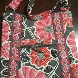 VERA BRADLEY CROSSBODY BAG